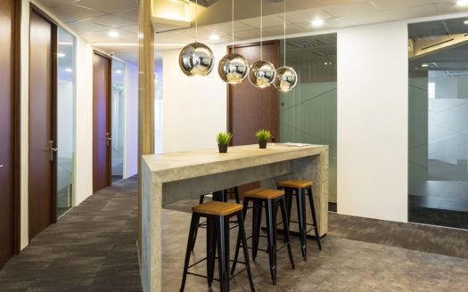 1 Gateway Drive – Coworking and Private Office for Rent | Westgate Tower