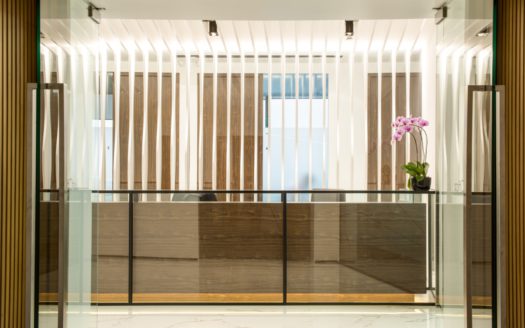 8 Shenton Way – Coworking and Private Office for Rent | AXA Tower